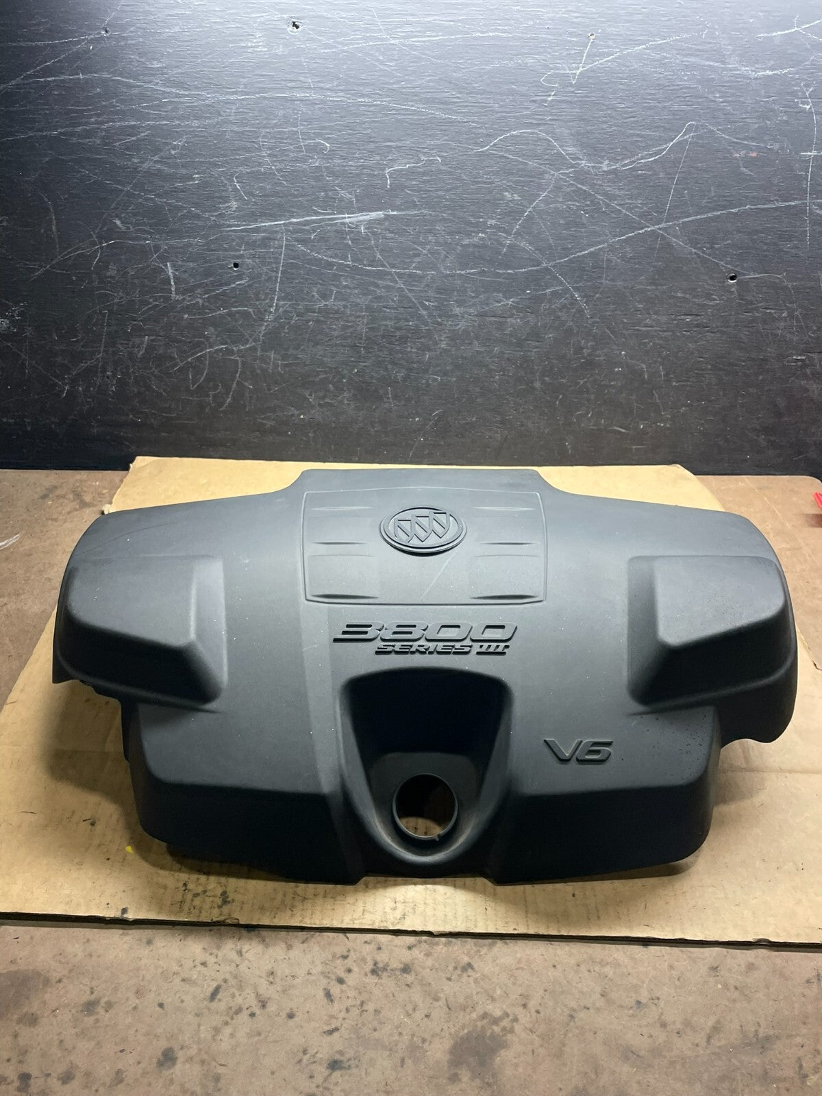 2006 2007 2008 Buick Regal 3.8L Engine Motor Cover L3673 PS0