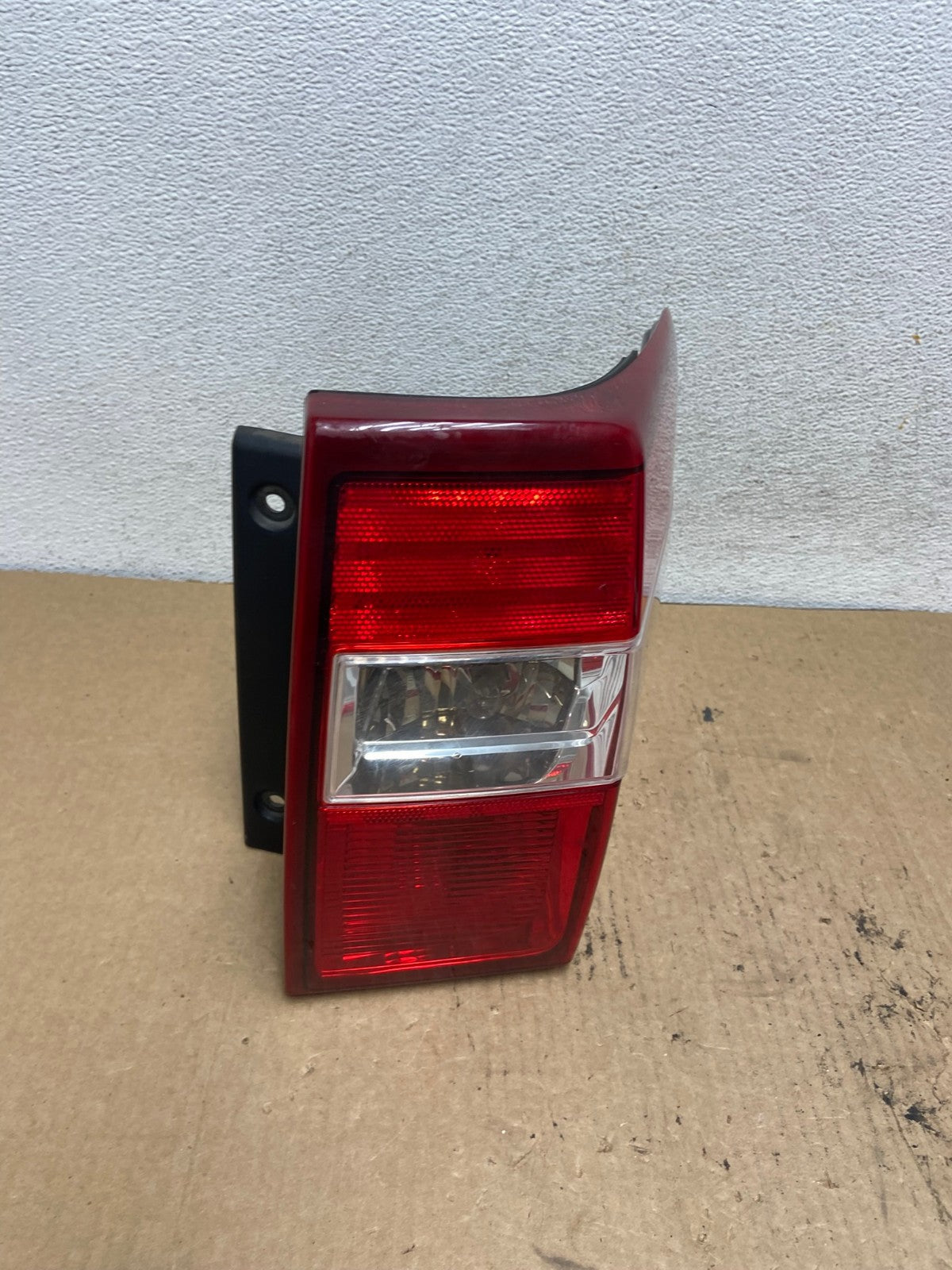 2007 - 2012 Ford Expedition Right Passenger Rh Side Tail light AG2269 LK2