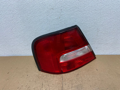 2000 to 2001 Nissan Altima Left Driver LH Side Tail Light AC7316 LK0