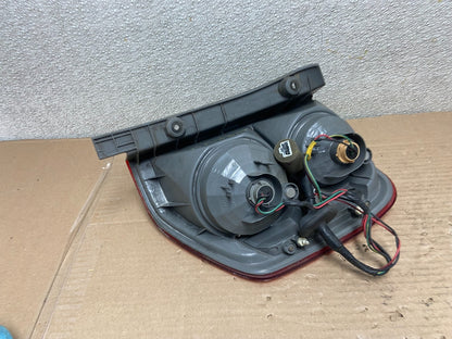 2003 2004 2005 Honda Pilot Left Driver LH Side Tail Light Oem AA8806 LK5