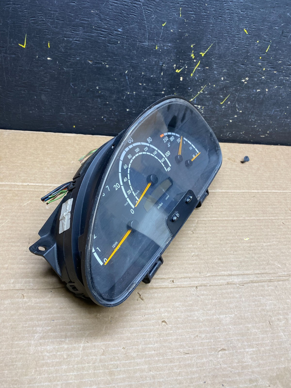 2003 to 2006 Sprinter 2500 3500 Instrument Speedometer Gauge Cluster W0274  DG1