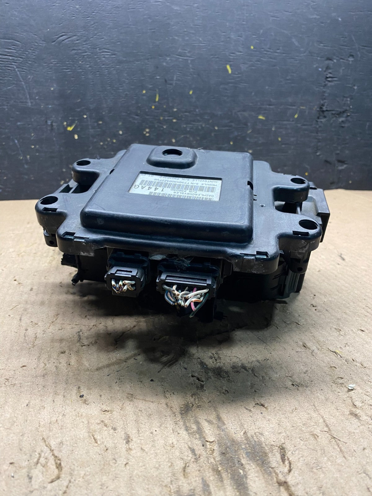 2005 2006 Jeep Grand Cherokee Fuse Box Multi-Function Relay Module Q9307 OE DG3
