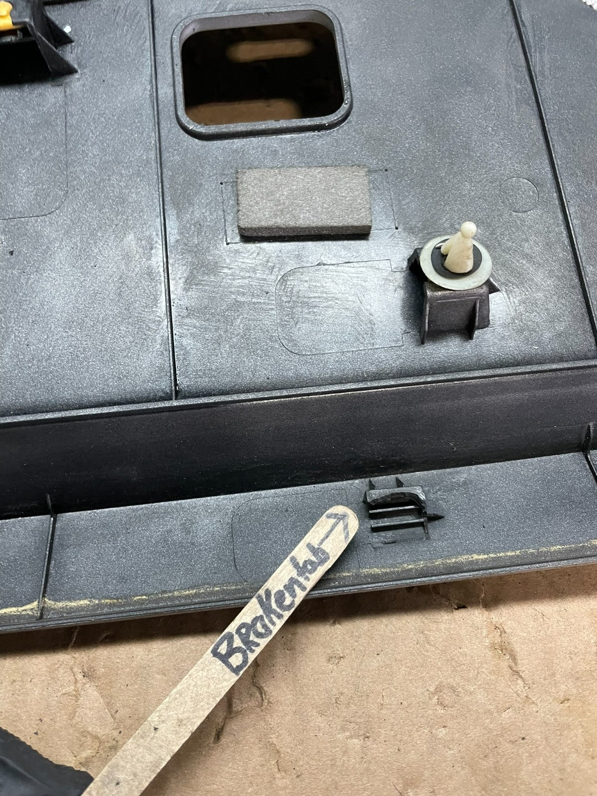 2007 to 2009 Kia Amanti Rear Panel Hatch Gate License Plate Oem Z5572 DG8