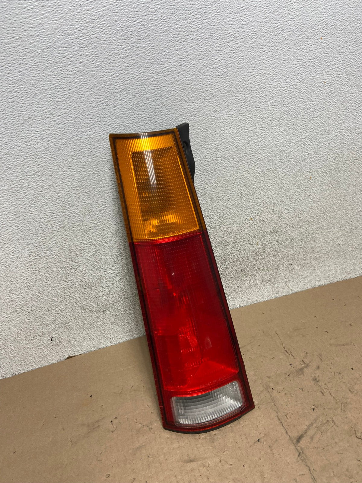 1997 1998 1999 2000 2001 Honda Crv Cr-v Left Driver Lh Tail Light AG5513 LK2