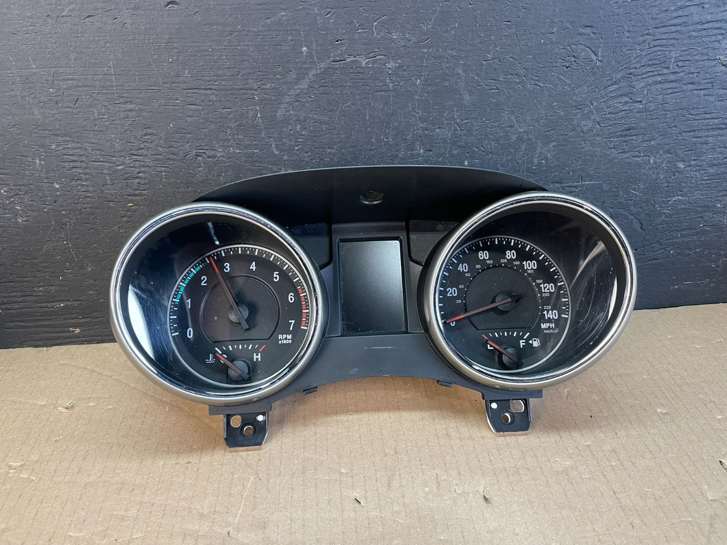 2012 Jeep Grand Cherokee 5.7L Speedometer Gauge Cluster ae3665 DG0