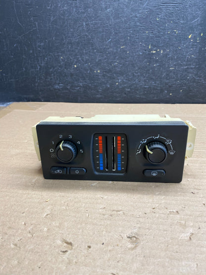 2003 to 2006 Chevrolet Silverado HVAC Heater Climate Control Module AG5242 DG0