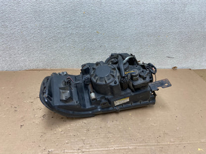 2001 to 2003 Infiniti QX4 Xenon HID Right Passenger Side Headlight OEM AB0822 DW4