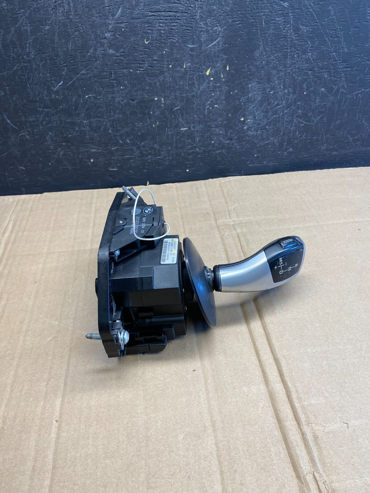 2008-2010 BMW 528I 535I E60 Auto Gear Selector Transmission Shifter AD7019 DG1