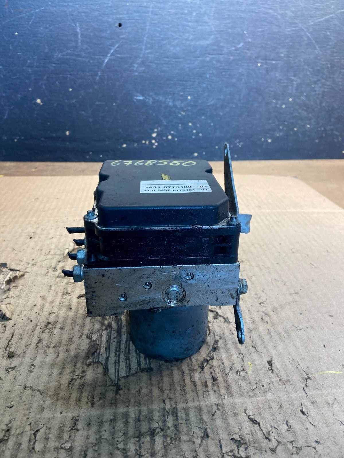 2007 to 2013 BMW 335i ABS Anti-Lock Brake Pump 6768550 OEM z9013 DG1