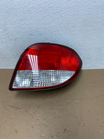 2000 2001 Hyundai Tiburon Right Passenger RH Side Tail Light AD6540 DG0