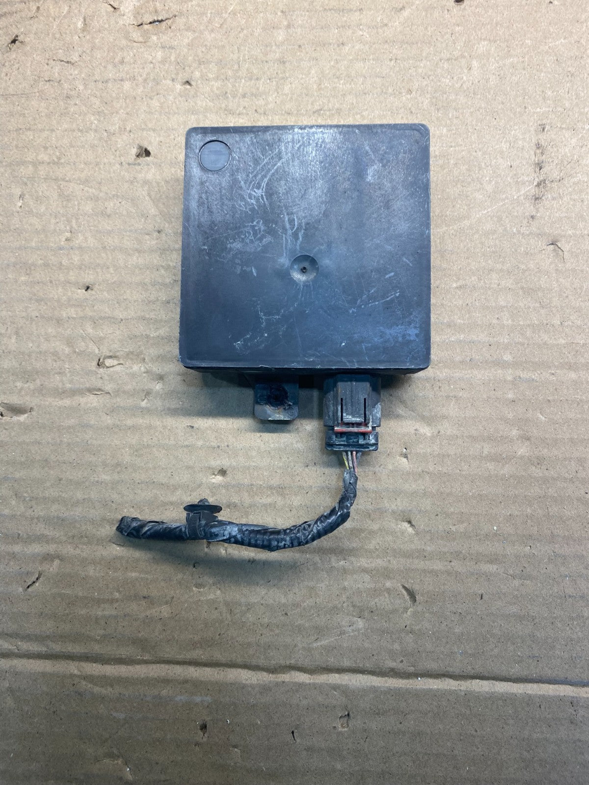 2013 to 2016 Lincoln MKZ Left Driver Side Radar Blind Spot Module OEM aa3155 DG1