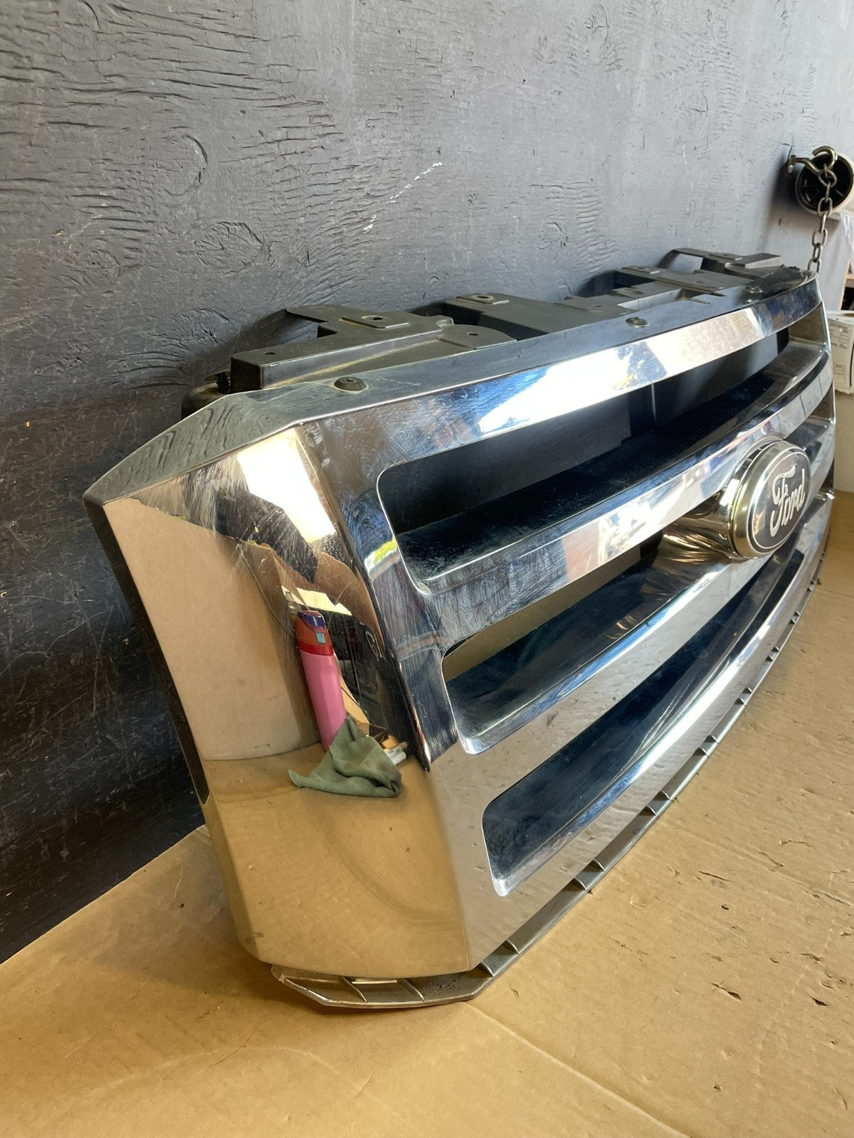 2007 to 2014 Ford Expedition Front Upper Chrome Grill Grille ad5800 DG2