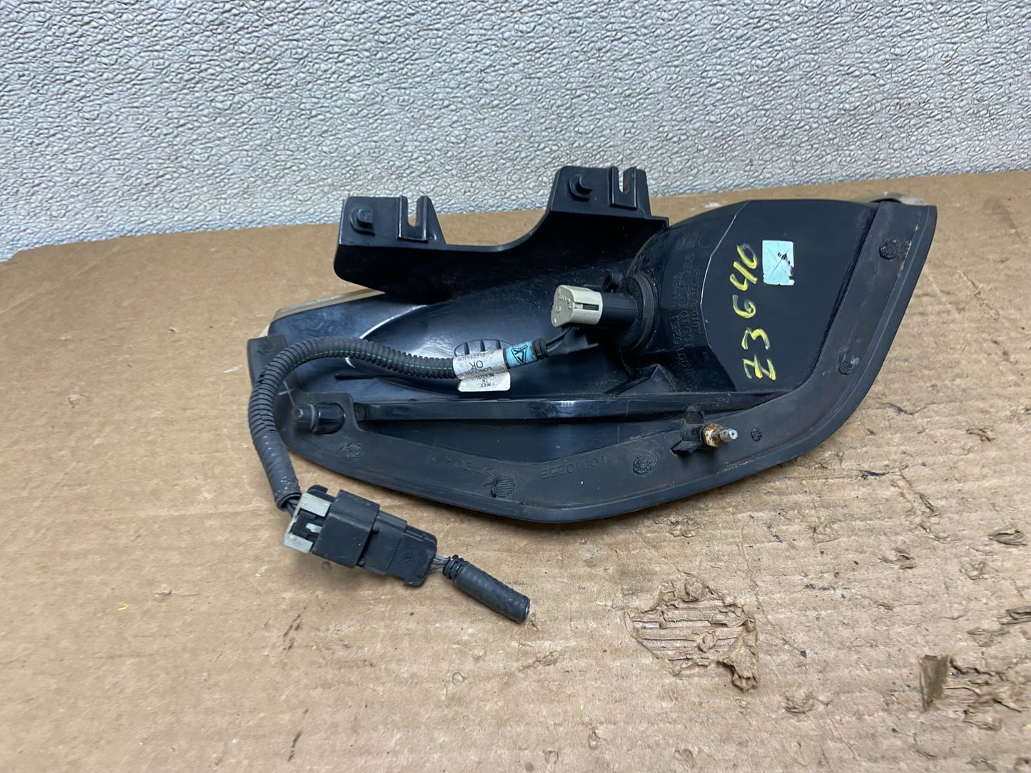 2002-2005 Pontiac Aztek Left Driver LH Side Park Upper Turn Signal z3640 DG6