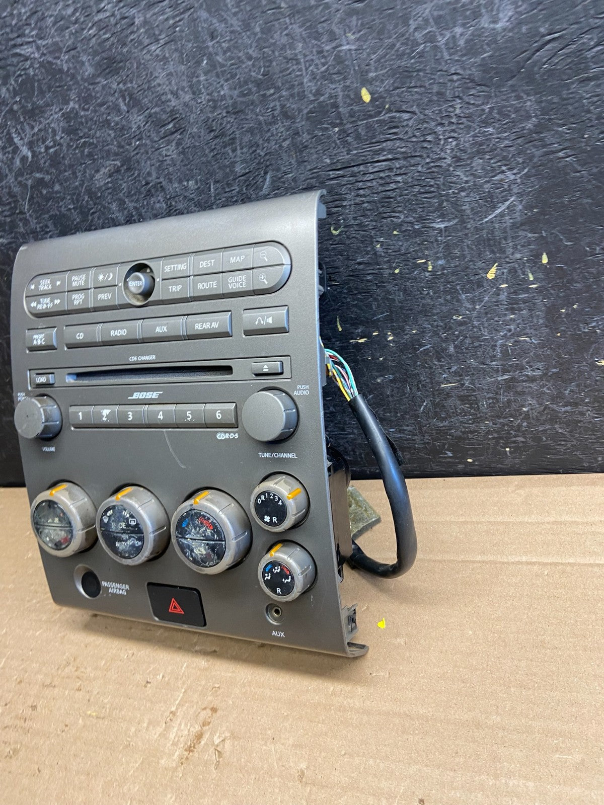 2004-2007 Nissan Armada Bose Radio CD Player A/C Climate Control AG0224 DG3