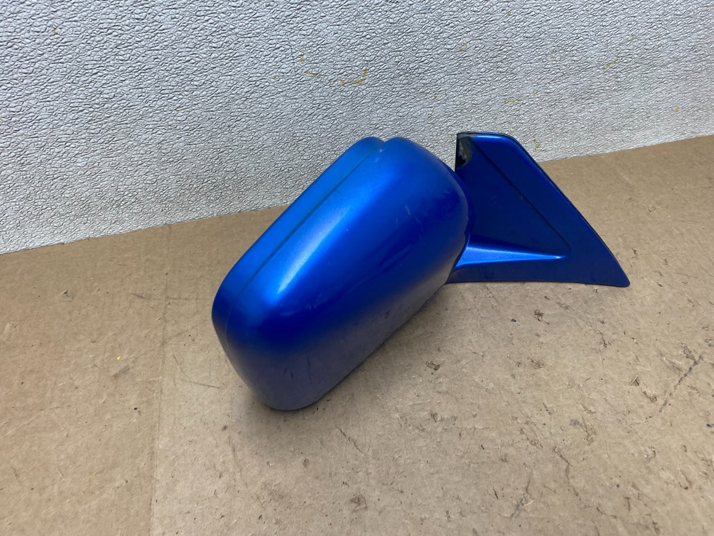 1997 to 2002  Mitsubishi Montero Passenger Right Side View Door Mirror W9007 DW2