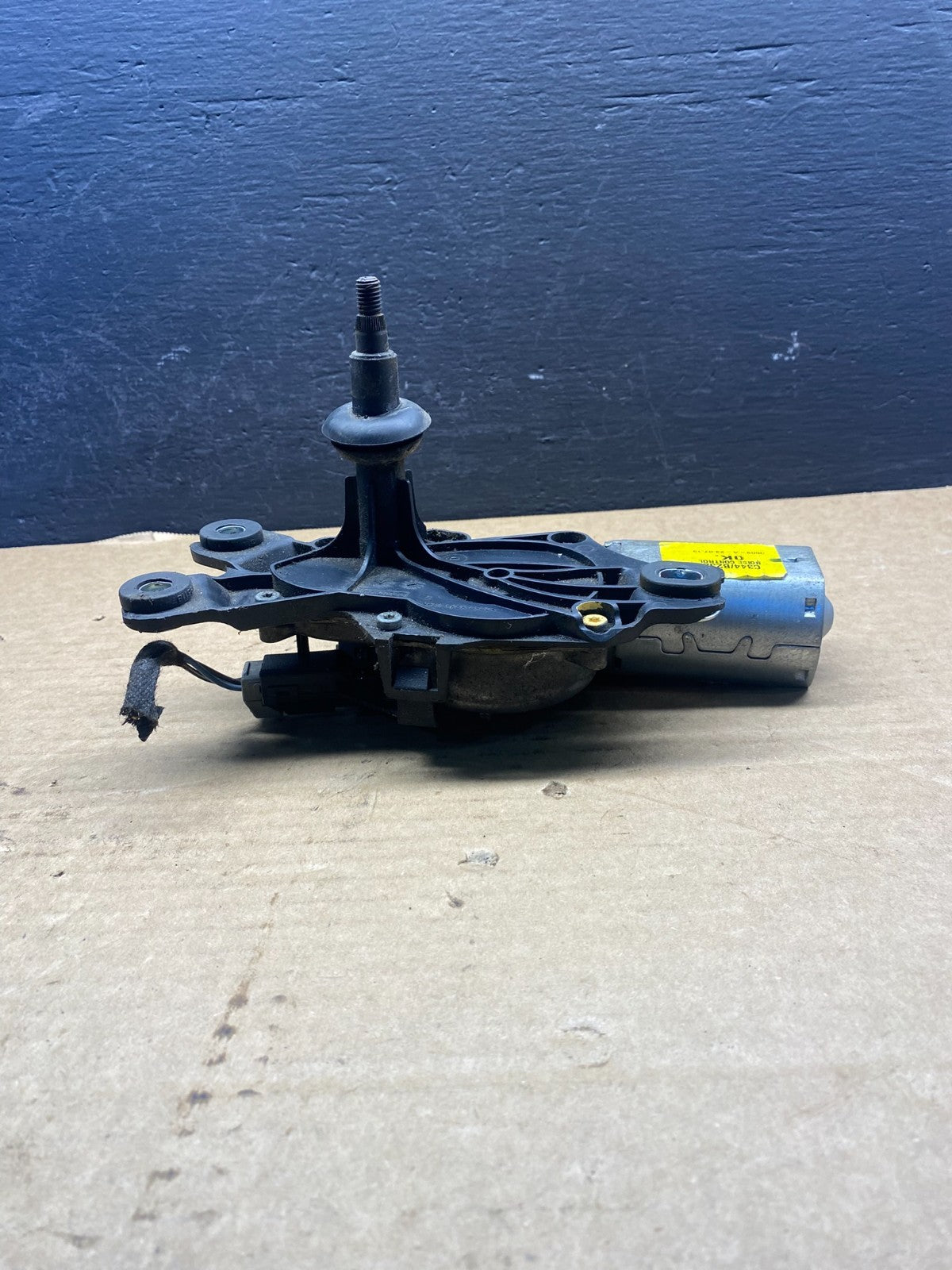 2013 - 2018 Ford C-Max Rear Windshield Wiper Motor AC7983 DG1