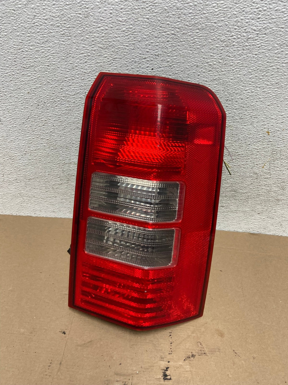 2008-2016 Jeep Patriot Right Passenger Rh Side Tail Light AF4380 LK0