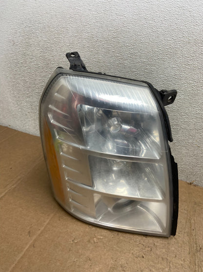 2007 - 2014 Cadillac Escalade Right Passenger Side Xenon HID Headlight AA52290