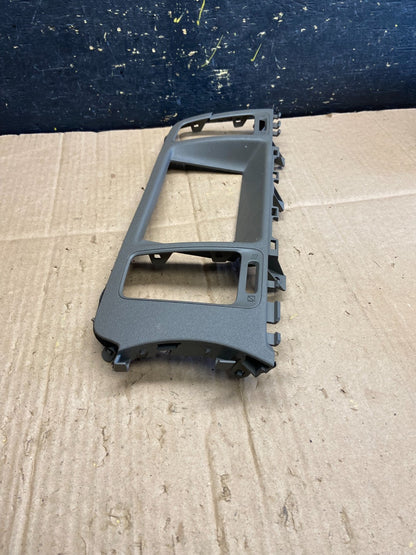 2009-2010 Nissan Murano Radio Center Console Display Bezel Air Vent OE AA8004 DG1
