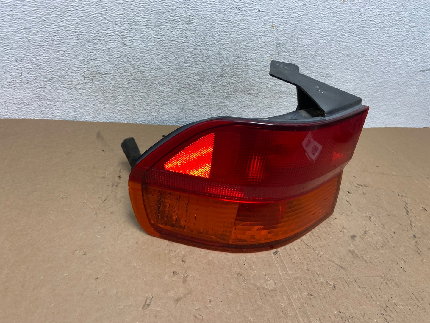 1999 2000 2001 Honda Odyssey Left Driver LH Side Tail Light AD8059 LK2