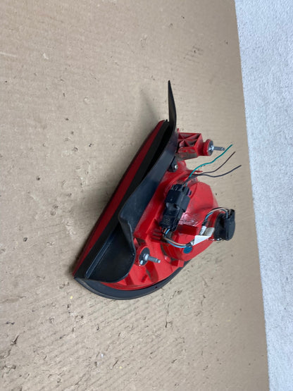 2008 2012 Chevrolet Malibu Right Passenger RH Side Tail Light AE9769 LK4