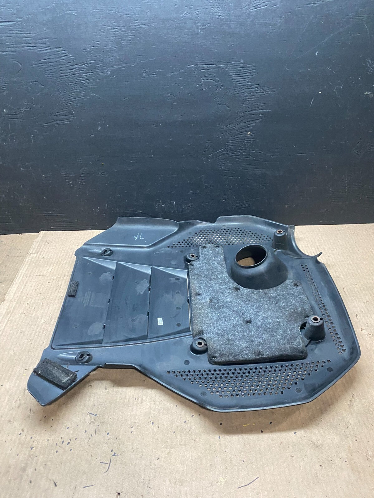 2006 to 2010 Hyundai Sonata Azera V6 Engine Motor Shield Cover OEM E4786 DG17