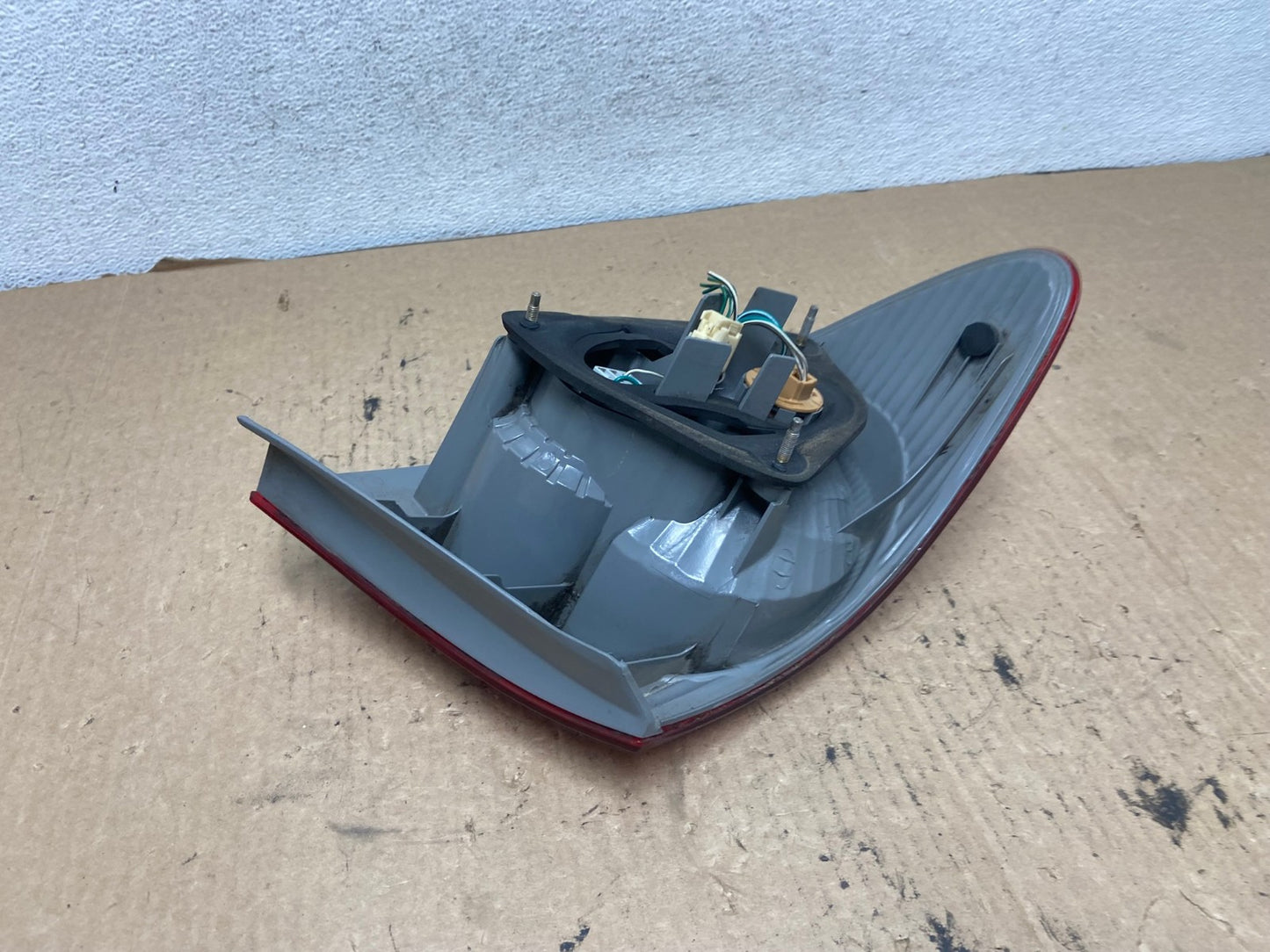 2005 - 2008 Toyota Corolla Right Passenger RH Side Tail light AG2323 LK4