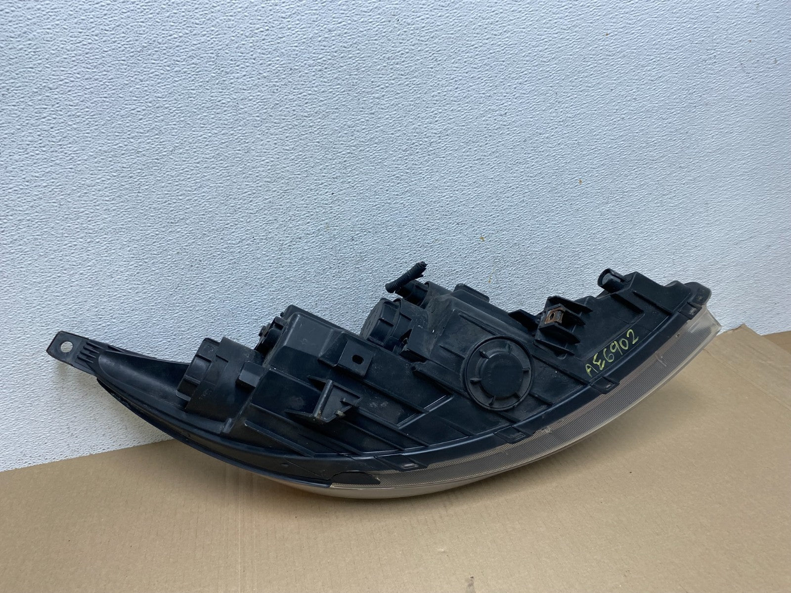 2011 2012 Kia Sportage LX EX SX Left Driver LH Headlight Halogen e AE6902 DG7