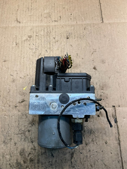 2001 2002 2003 BMW 325i 330i ABS Anti Lock Brake Pump 3451 6762113 W1229 DG1