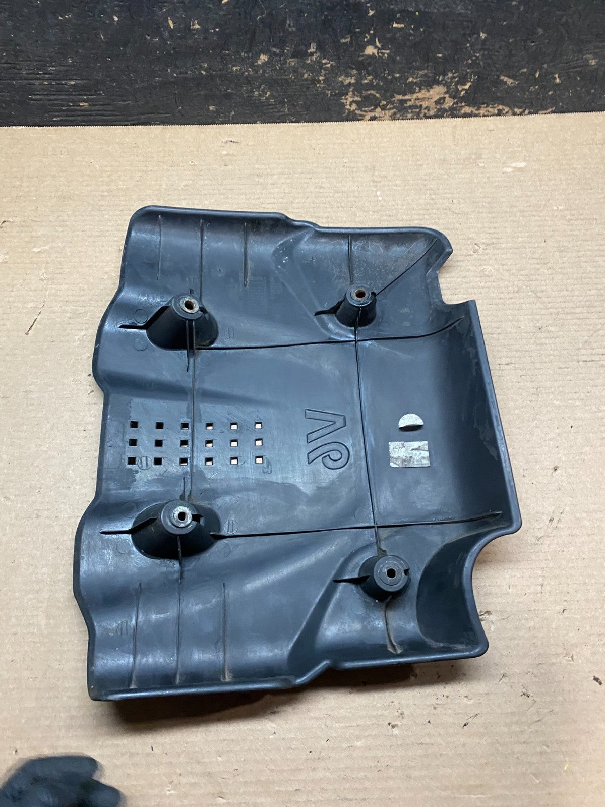 2008 - 2010 Hyundai Tucson Kia Sportage Engine Motor Cover V7039 DG6