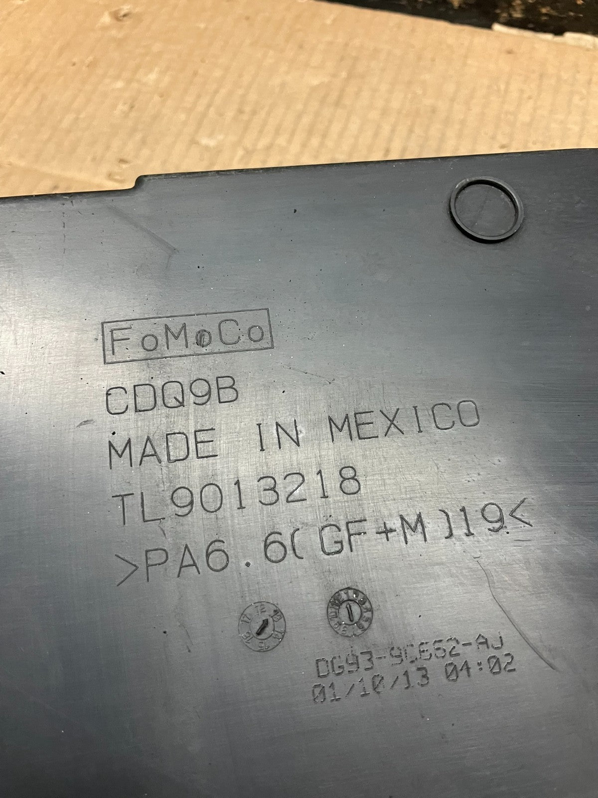 2013 to 2020 Ford Fusion Engine Motor Cover Shield  Black y1962 DG6
