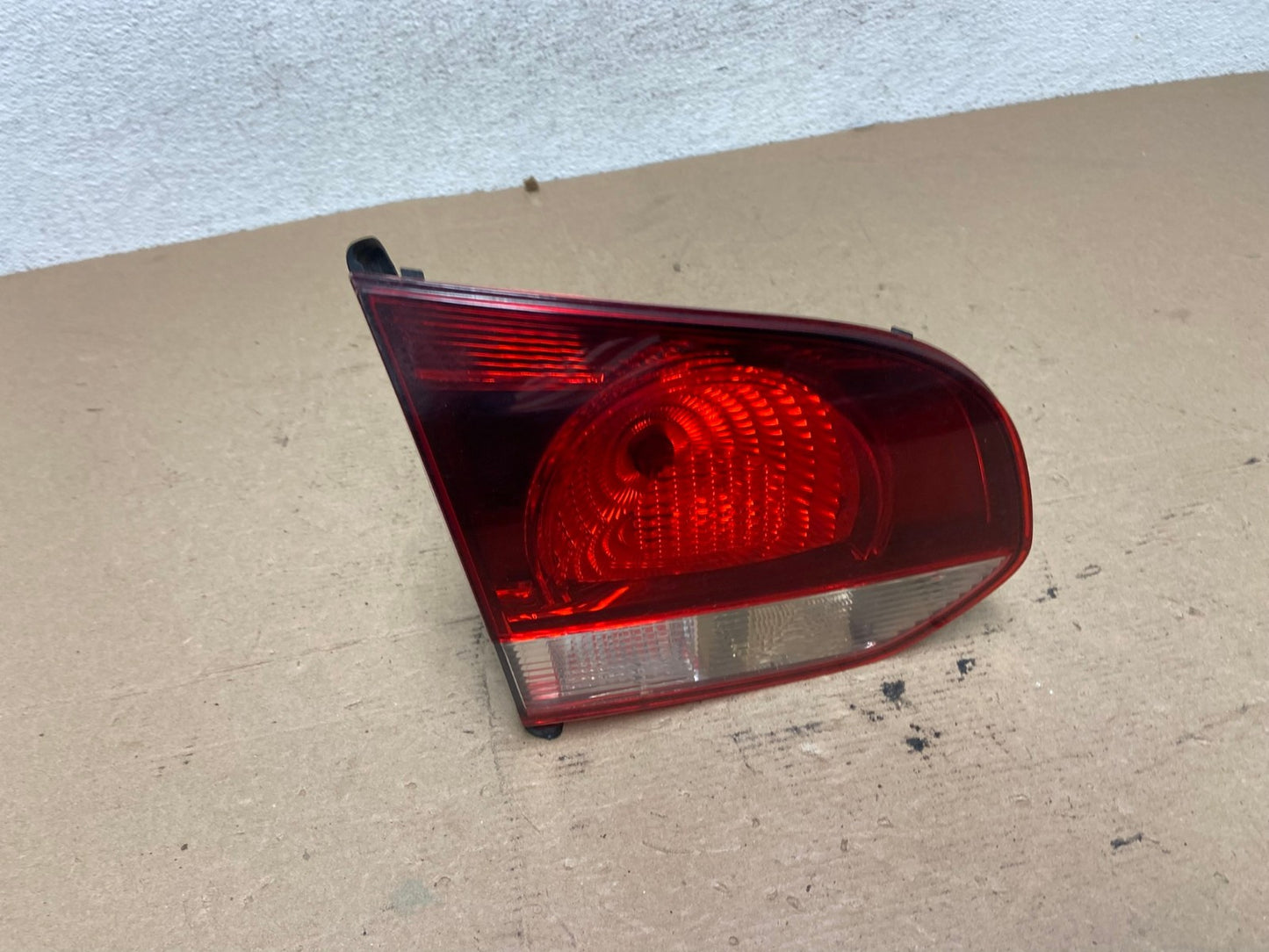 2010 to 2014 Volkswagen Golf GTI Left Lh Inner Tail Light AF4605 LK0