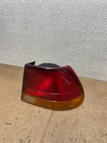 1996 - 1997 Saturn SC1 Right Passenger RH Side Tail Light OEM AA6698 DW0