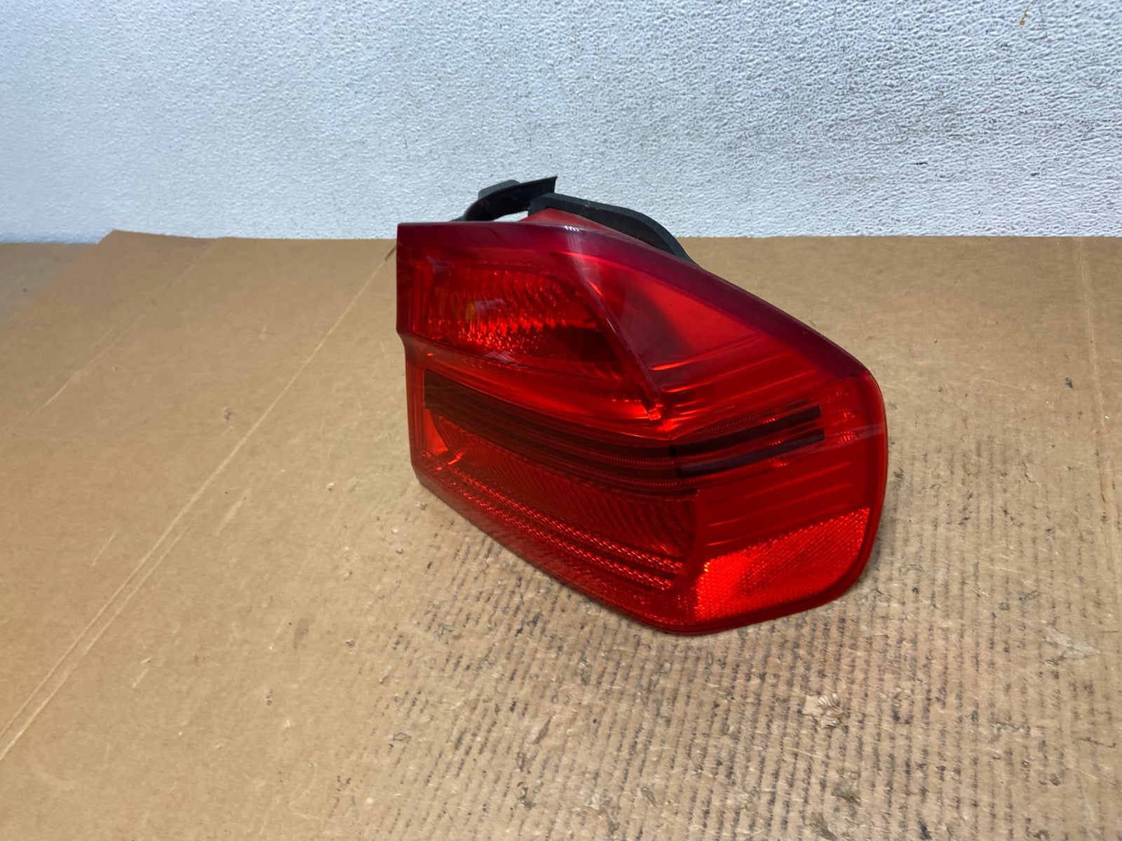 2006 2007 2008 Bmw 328i 3 Series Right Passenger Rh Side Tail Light AE1398 LK1
