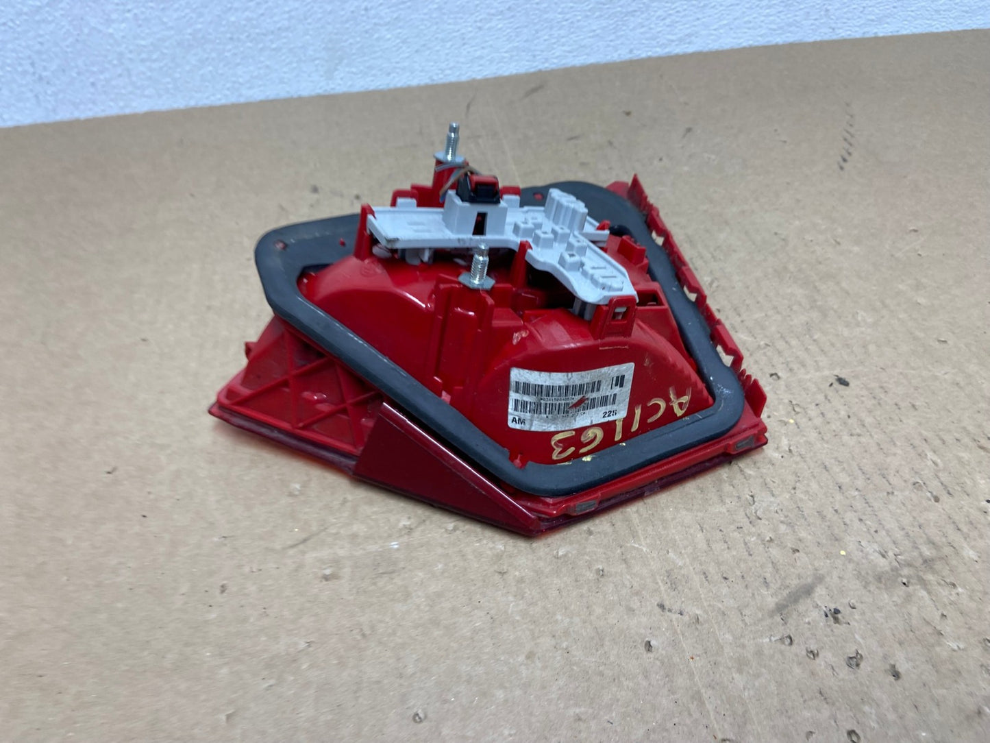 2012 to 2015 Volkswagen Passat Left Driver Lh Inner Tail light Oem AC1163 LK4