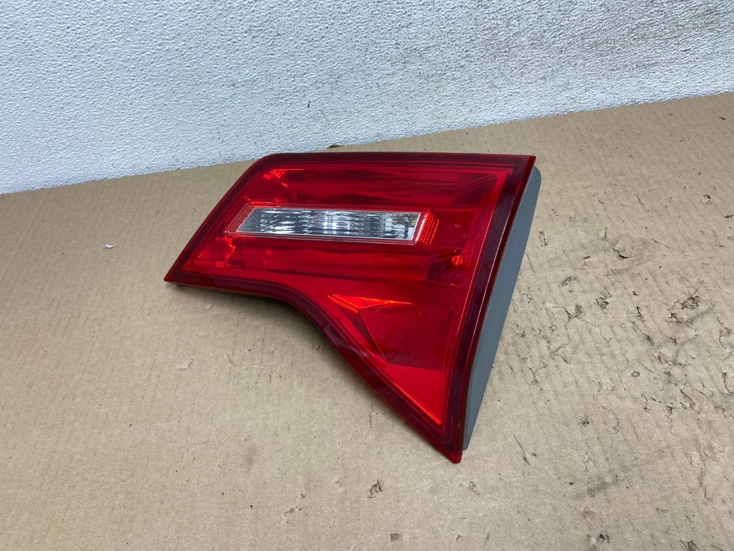 2007 2008 2009 Acura Mdx Right Passenger Rh Side Inner Tail Light AG6558 LK1