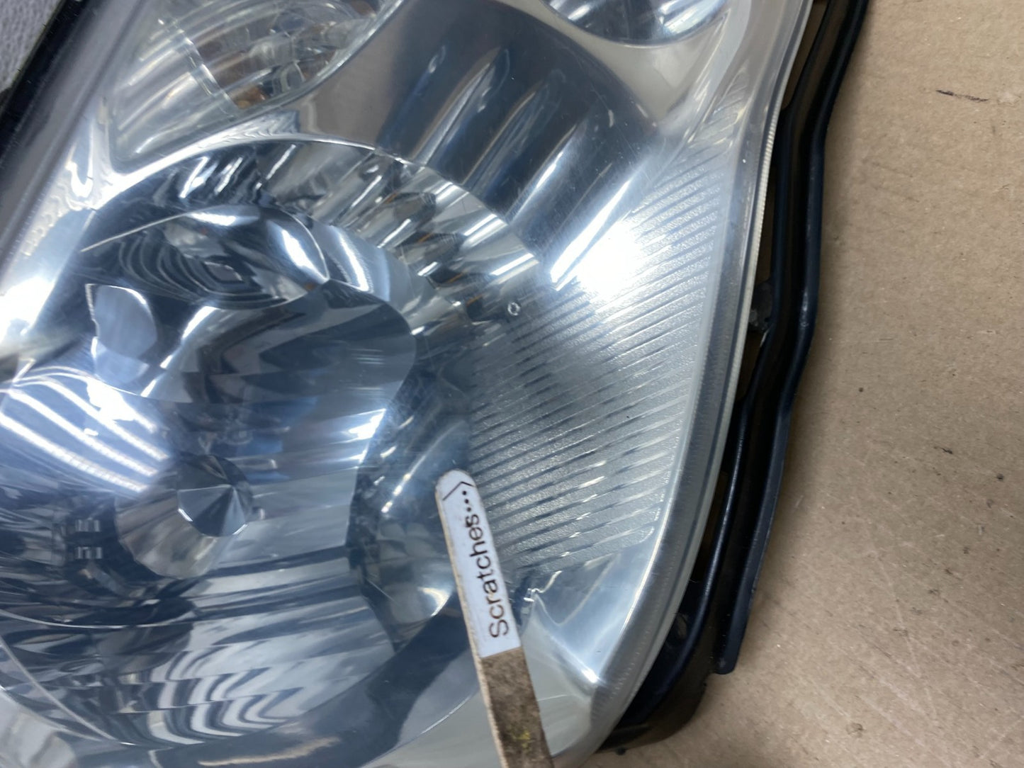 2005 - 2007 Toyota Avalon Right Passenger Side XENON HID Headlight AF5789 DW3