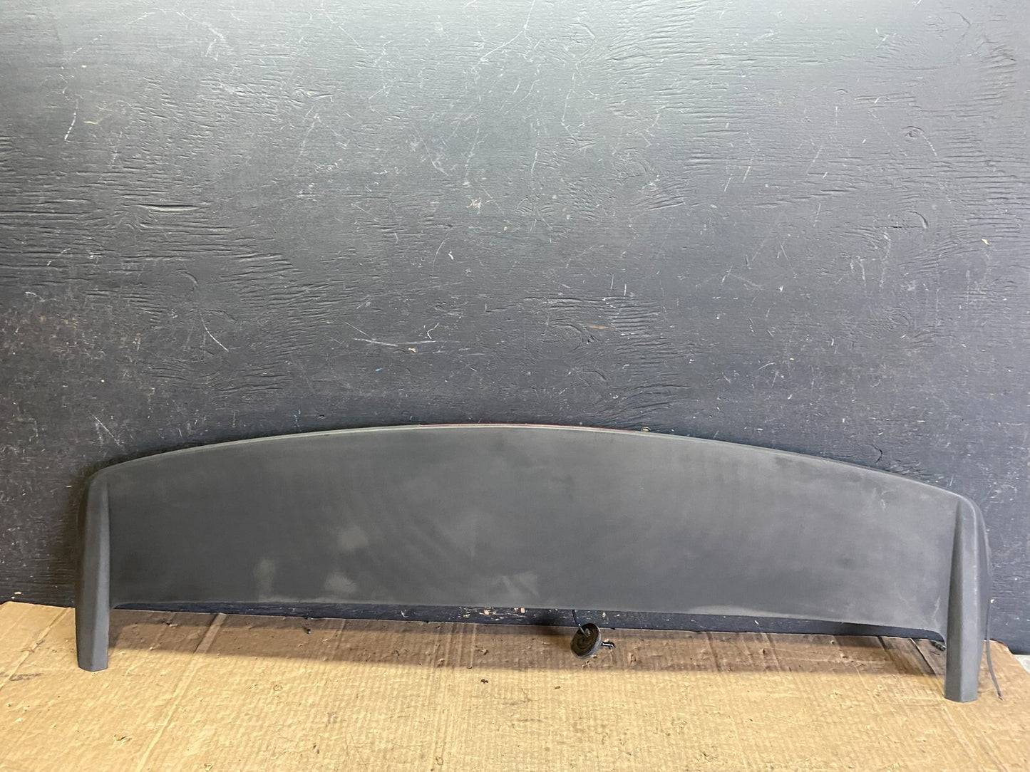 2007 to 2012 Dodge Caliber Rear Trunk Spoiler o6374 OEM DG0