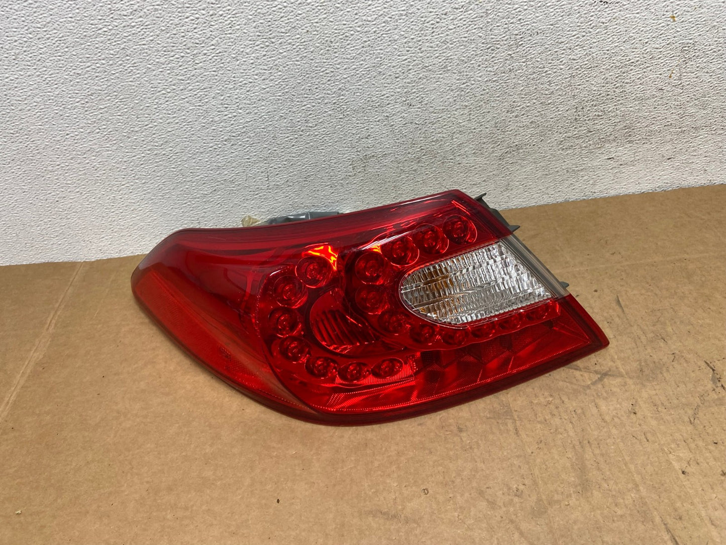 2011 2012 2013 Infiniti M37 M56 Left Driver LH Side Tail Light AD6109 LK0