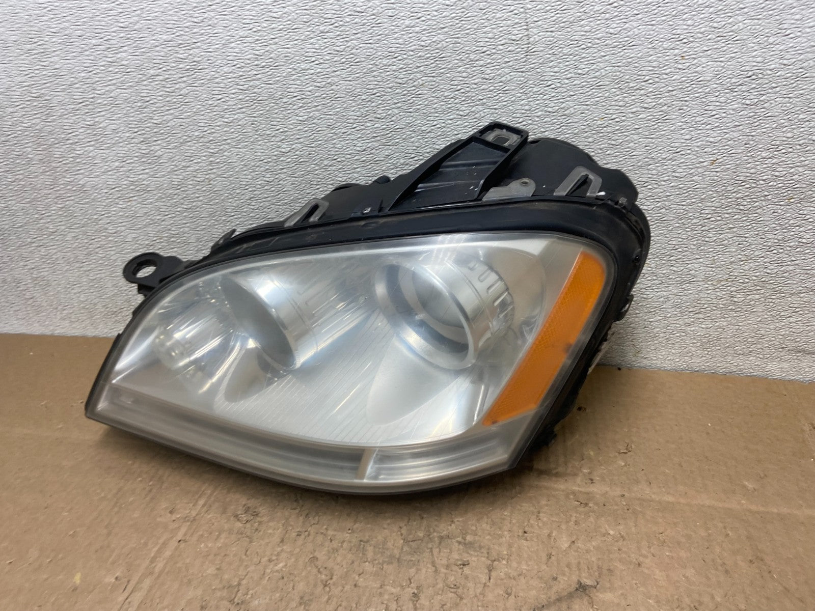 Halogen 2006-2009 Mercedes-Benz ML-Class Headlight Left Driver LH OEM Z1021 DW1
