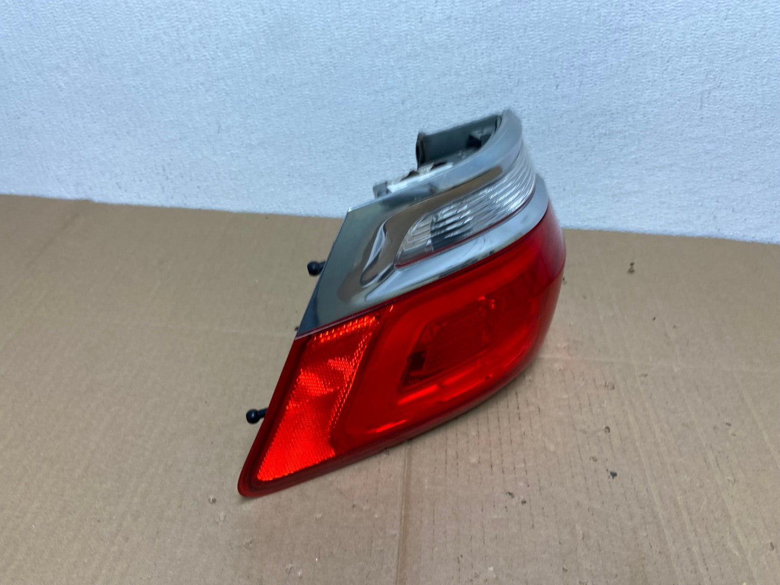 2014 - 2018 Jeep Grand Cherokee Right Passenger Rh Side Tail Light AB8084 LK2