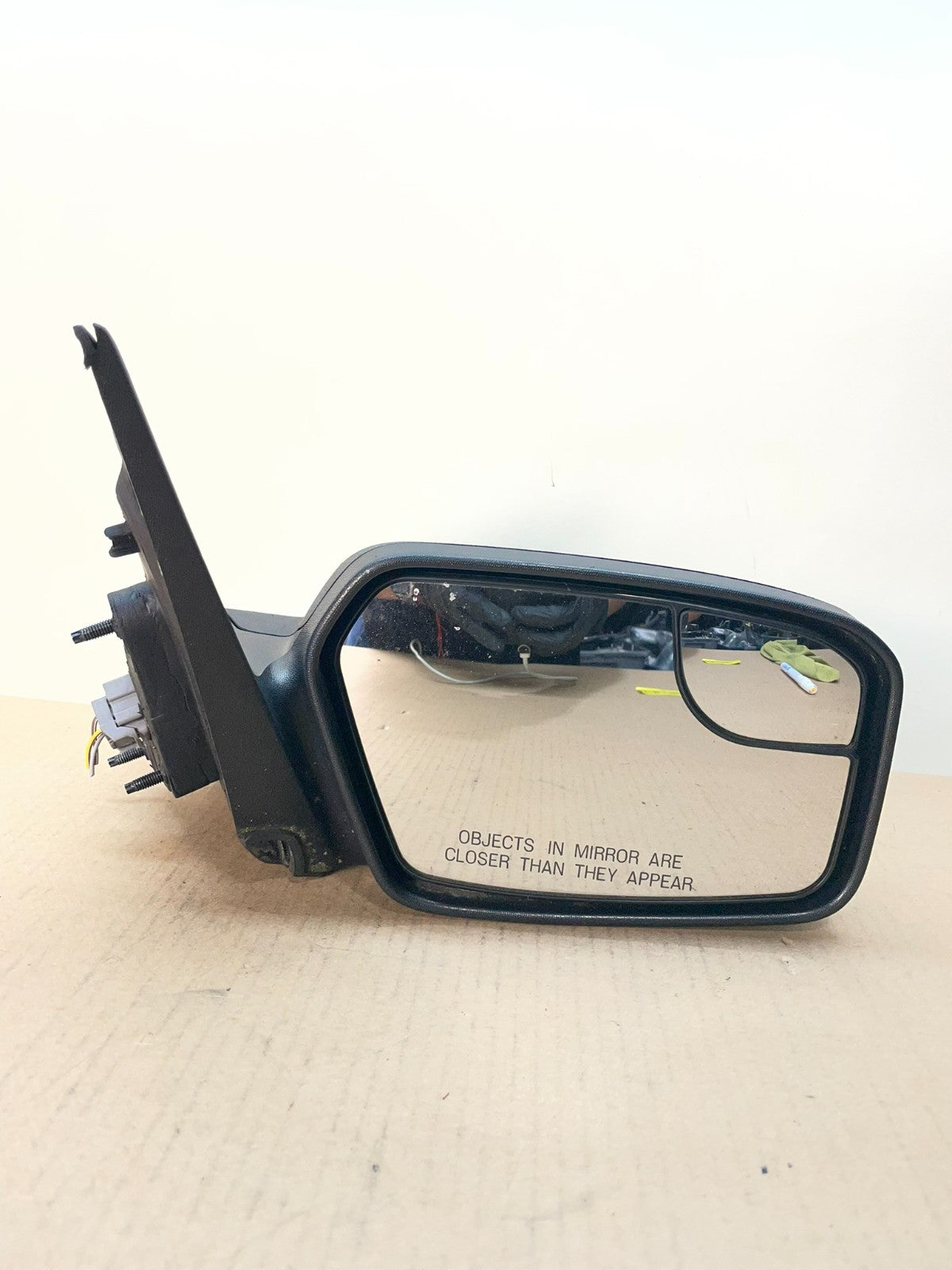 2011 to 2012 Ford Fusion Milan Right Passenger View Door Mirror AI4114 DW6