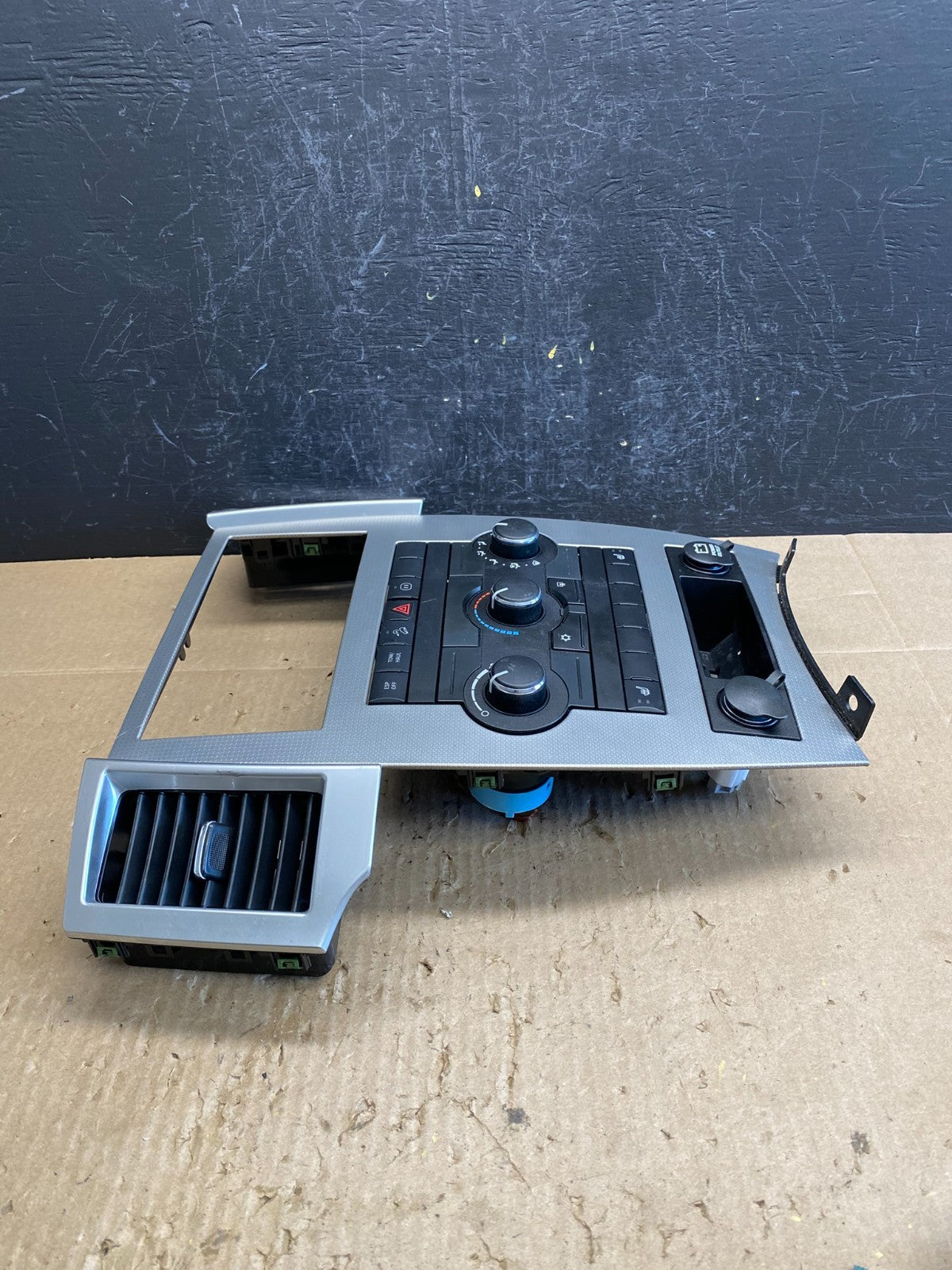2008 2009 2010 Jeep Commander Grand Cherokee A/C Climate Control Bezel AC9091 DG1
