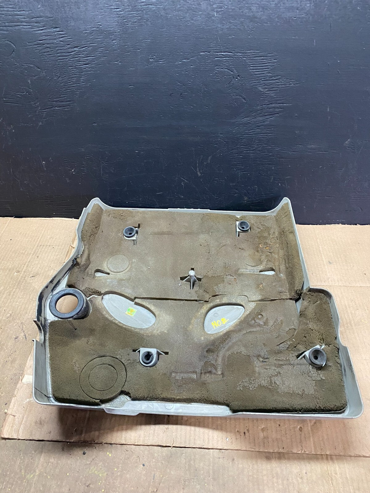2004 to 2007 Cadillac CTS 3.6L Plastic Engine Cover Shield D9332 PS7