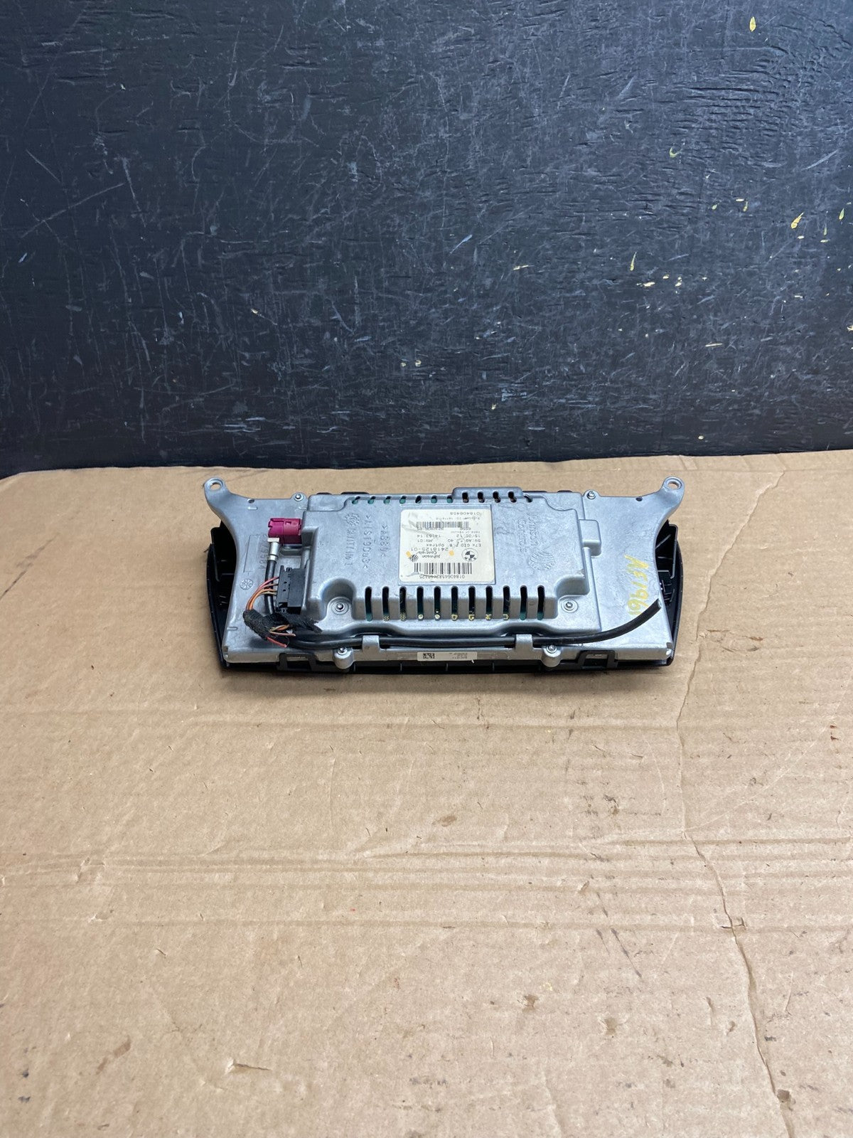 2007 - 2010 BMW X5 X6 Navigation Radio Information 8.8" Display Screen AF1961 DG5