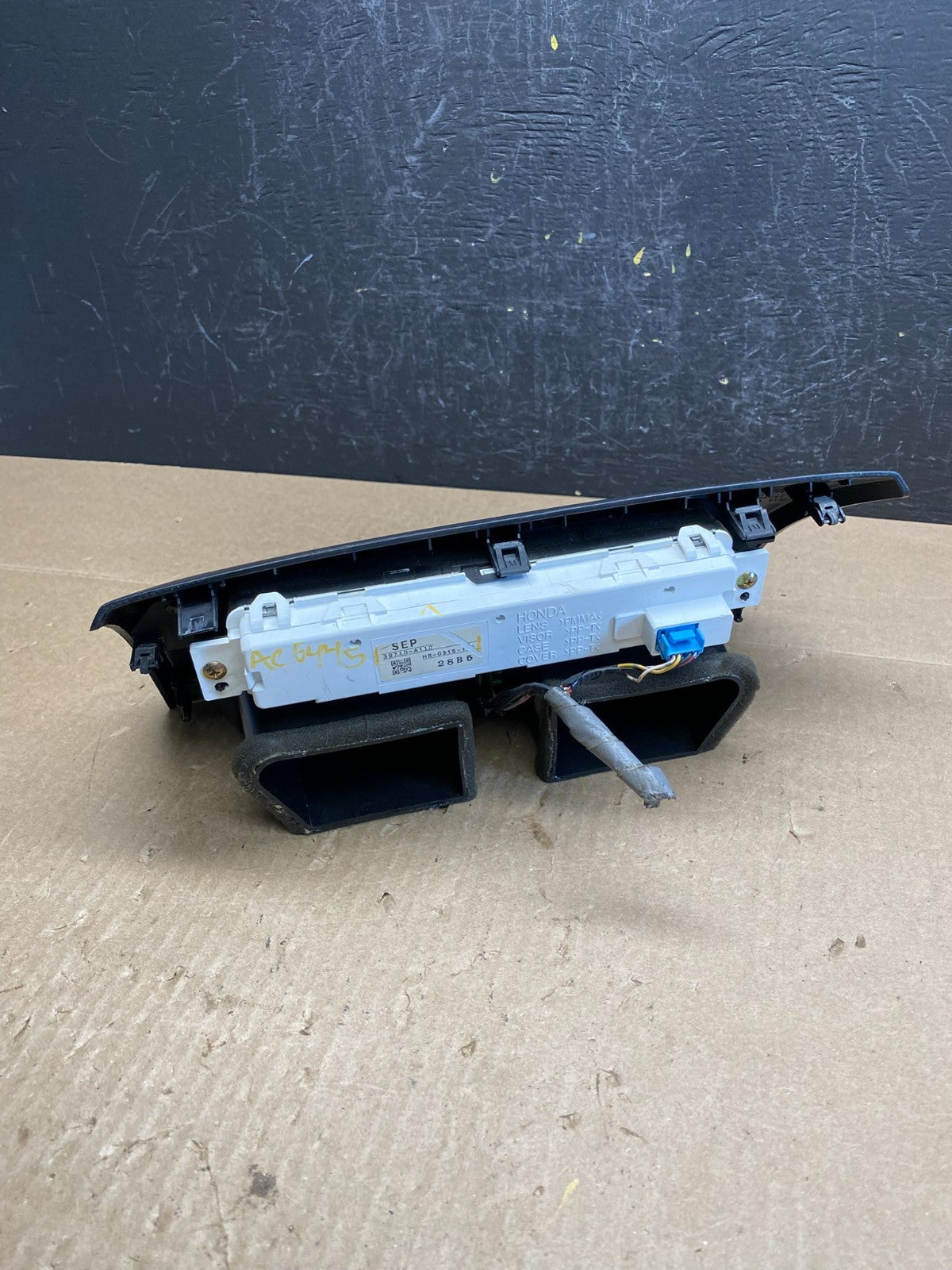 2004 to 2008 Acura TL Front Dash Dashboard AC Center Clock Air Vent AC9186 DG3