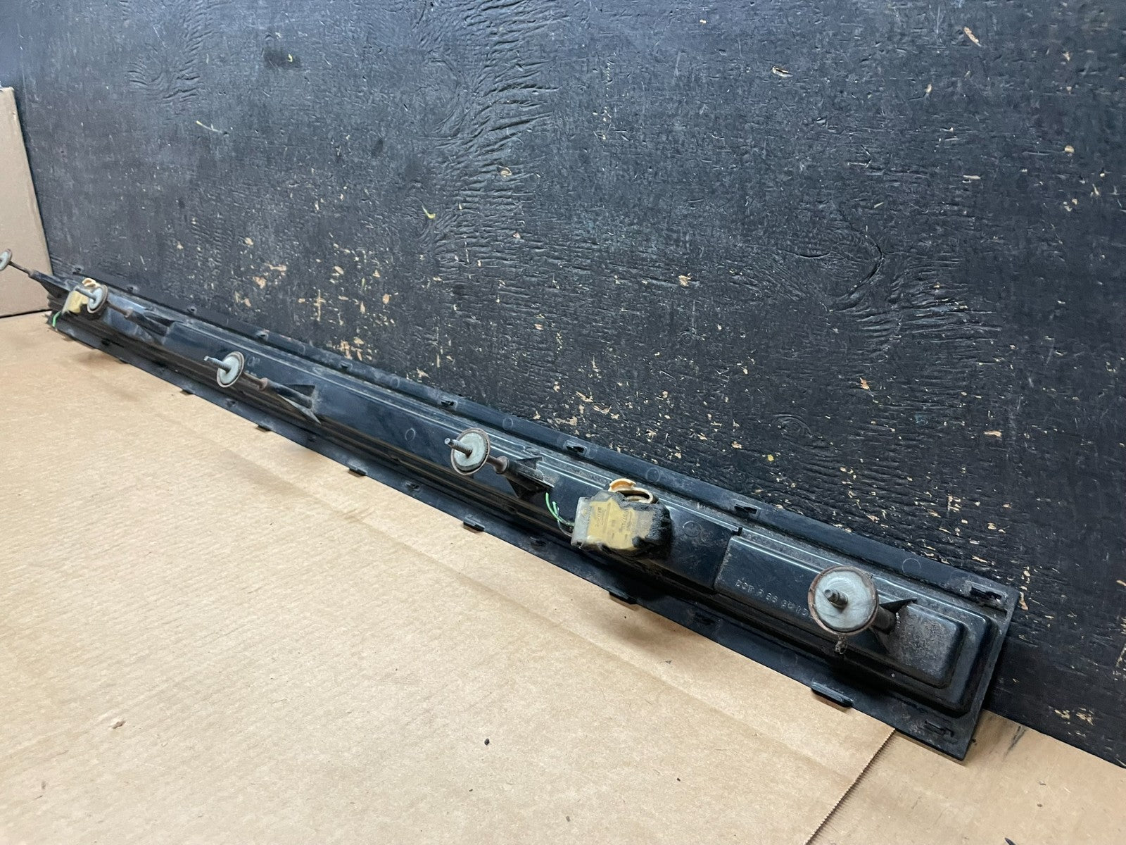 1985 - 1988 Oldsmobile Cutlass Ciera Rear Center Panel Tail light OEM AA9026 DG4