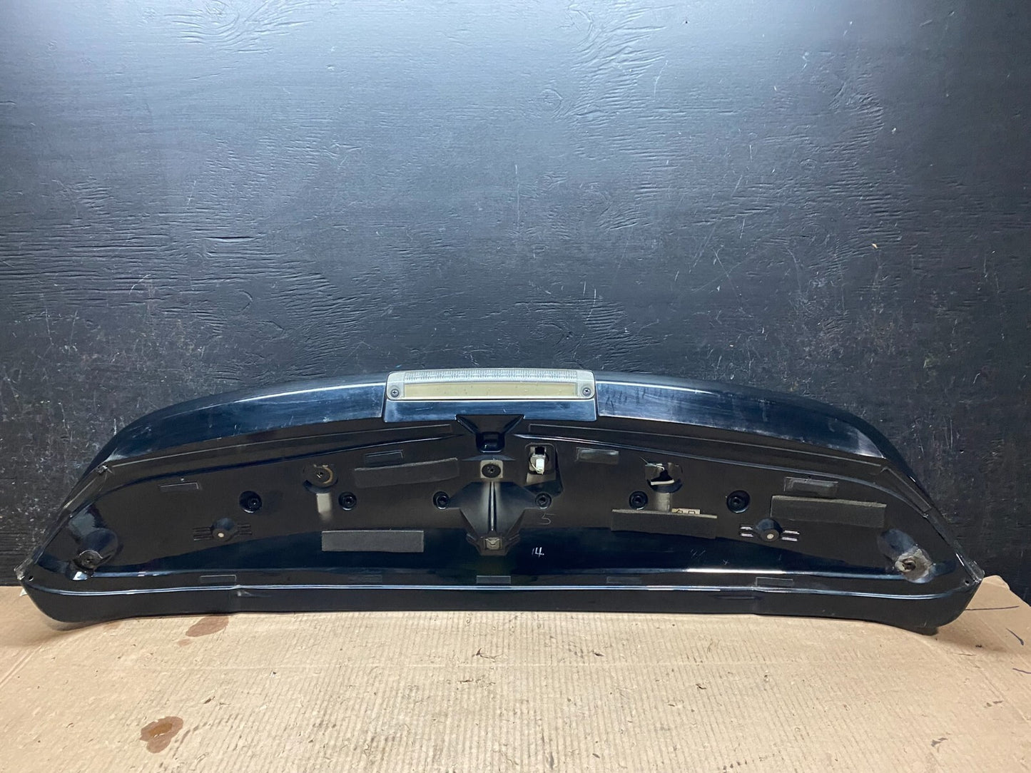 2004-2009 Lexus RX330 RX350  Rear Trunk Tail Gate Lift Gate Spoiler OEM A18236