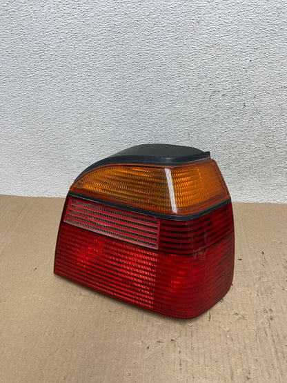 1997-2003 Volkswagen Golf MK3 Right Passenger RH Side Tail Light AE9658 LK0