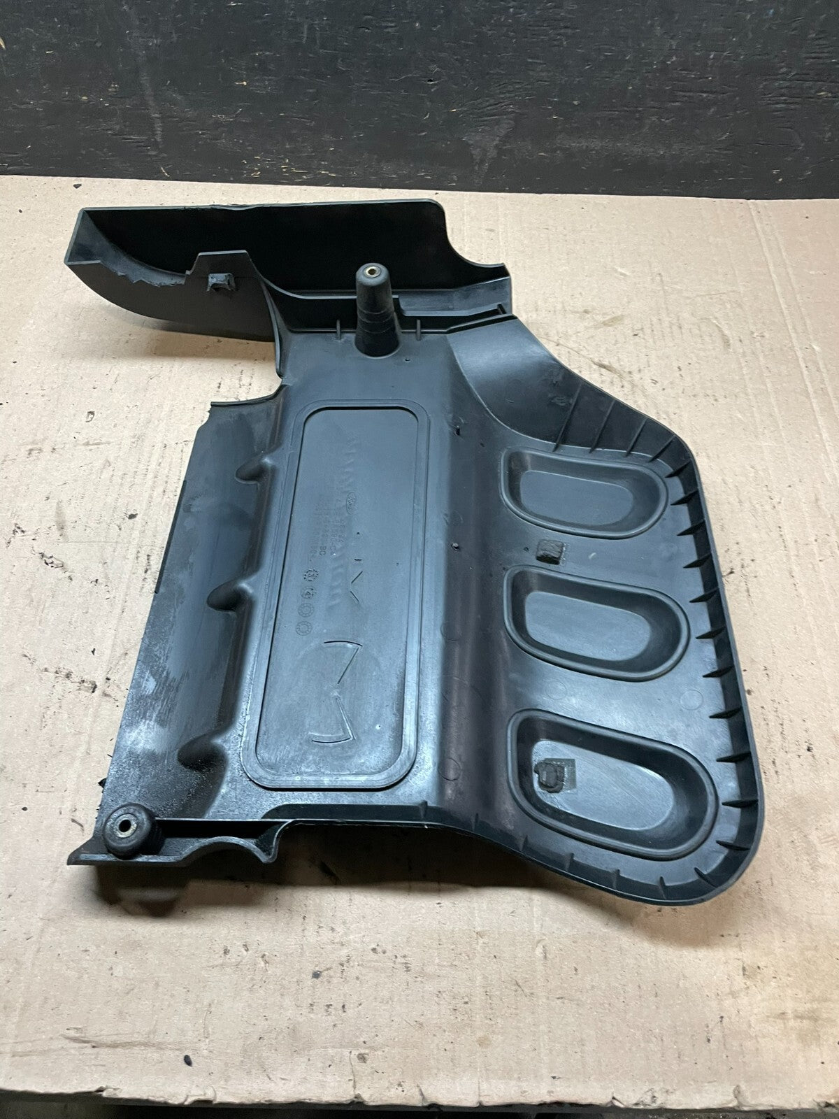2000 to 2003 Mazda Tribute DOHC 24 VALVE Engine Shield Top Cover J3645 PS7